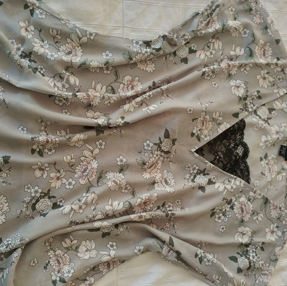 NWOT Torrid gray summer breezy blouse size 2